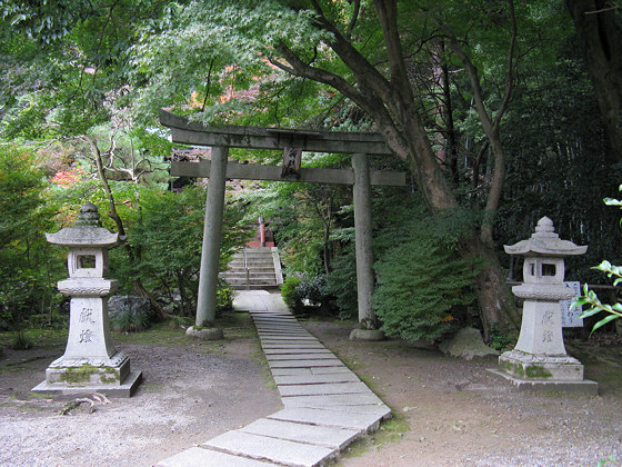 Bishamondo Temple Path