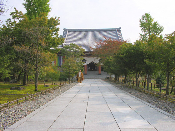 Chishakuin Temple Hondo