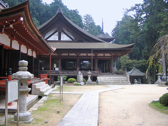 Chomeiji Temple Hondo