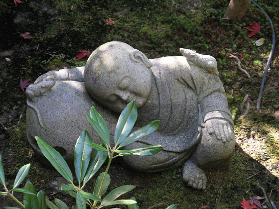 Enkoji Temple Mice Statue