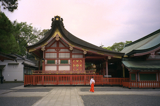 Fushimi-inari shrine maiden
