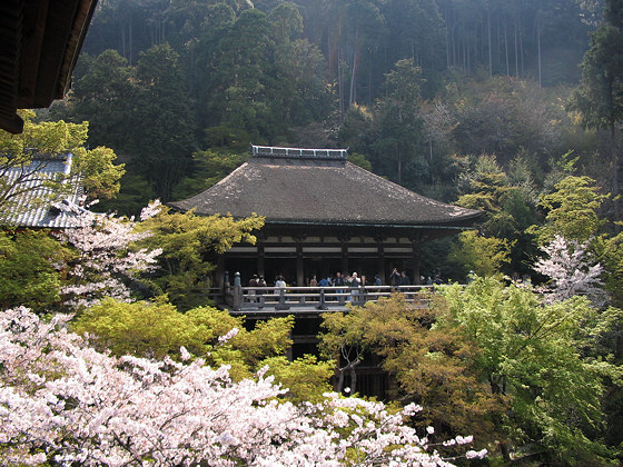 Kiyomizudera temple okunoin