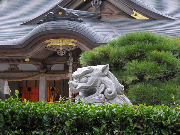 Kumano Hongu Taisha Grand Shrine lion