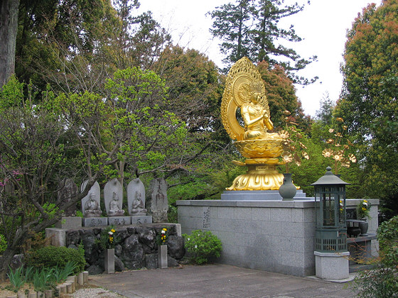 Kumedera Temple Dainichi Nyorai