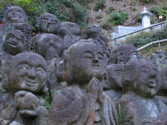 Otagi Nembutsuji Temple Praying