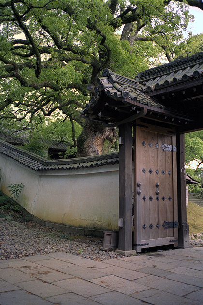 Shoren-in Temple Gate